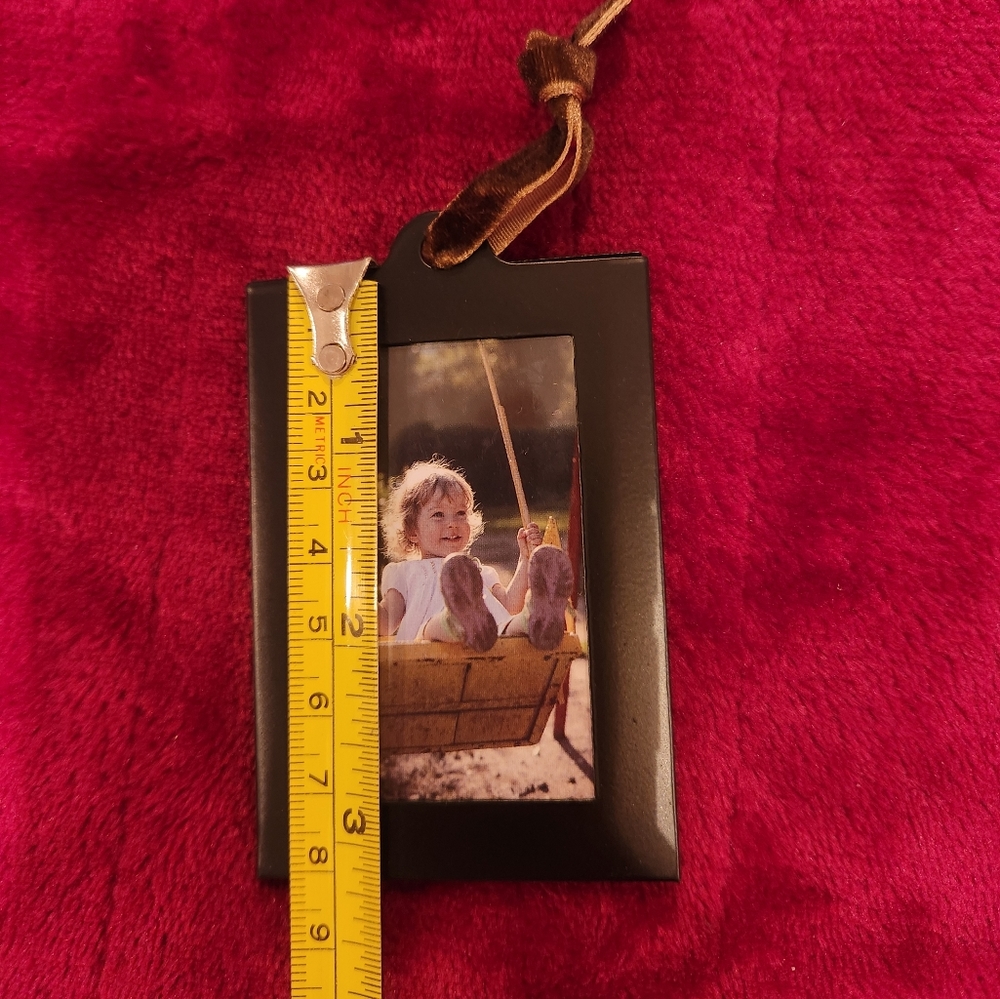 Klikel Family Tree with Picture Frames - Picture 7 of 8